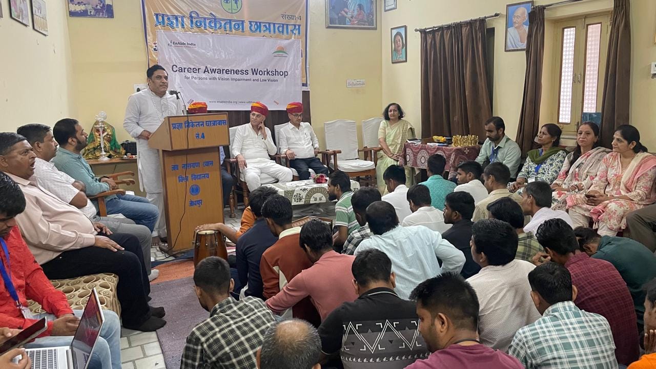 प्रज्ञा निकेतन छात्रावास में वृहद करियर कार्यशाला का सफल आयोजन