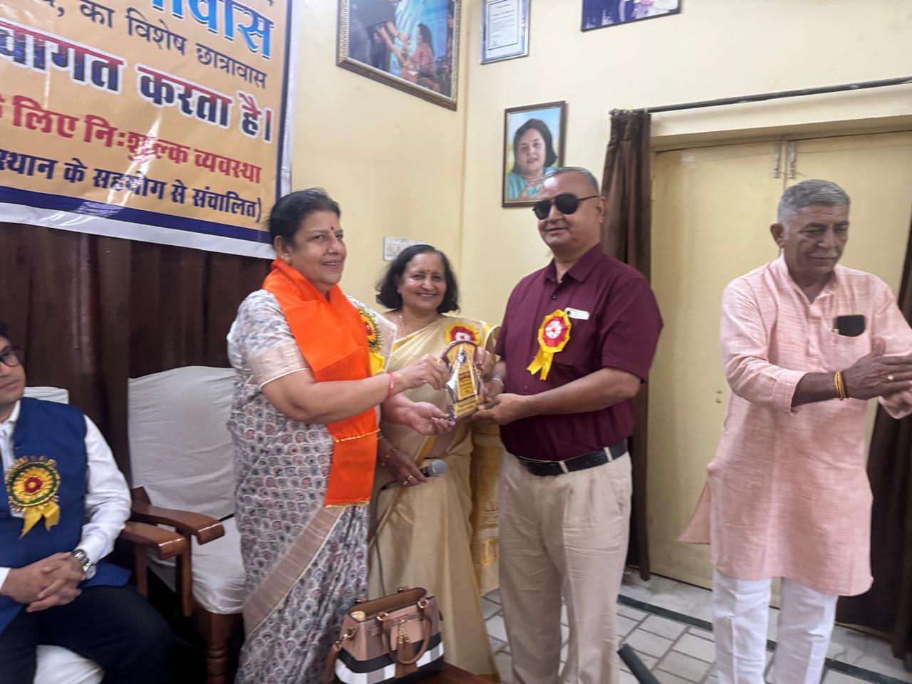 प्रज्ञा निकेतन छात्रावास में देशभक्ति के रंगों के बीच मनाया 80वां स्वतंत्रता दिवस